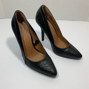 Womens Black Heels Size 6 1/2 Stiletto Pointed Toe